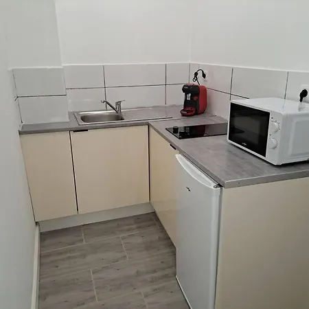 Budgetbnb 162, Opera Apartament